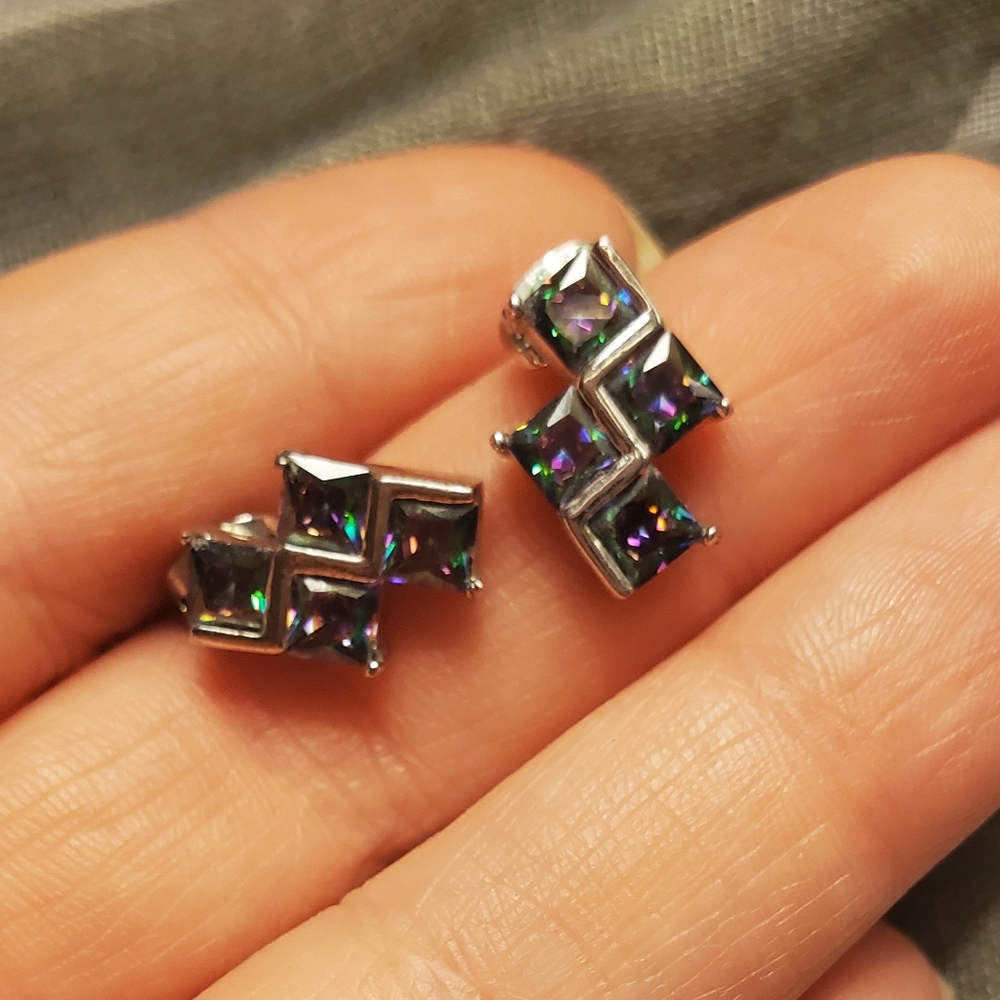 Mystic Quartz block design earrings & pendant